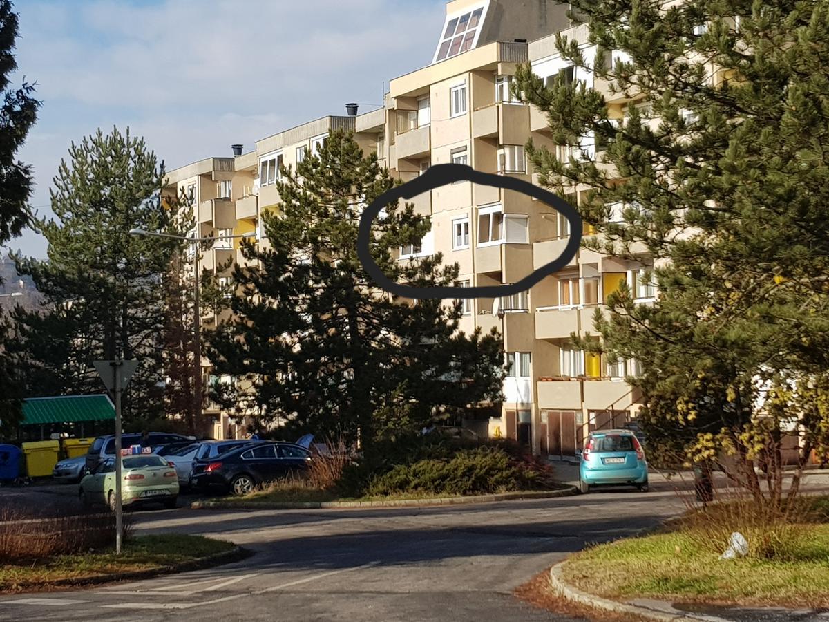 Hegyalja Apartman Zalaegerszeg Ngoại thất bức ảnh